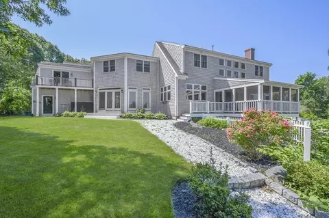 Exterior - 2 Daffodil Ln, Barnstable, MA 02630 photo 5 of 6