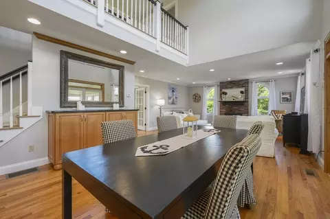 Dining - 2 Daffodil Ln, Barnstable, MA 02630 photo 3 of 5
