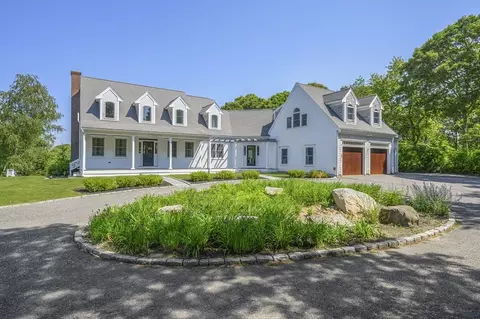 Exterior - 2 Daffodil Ln, Barnstable, MA 02630 photo 1 of 6