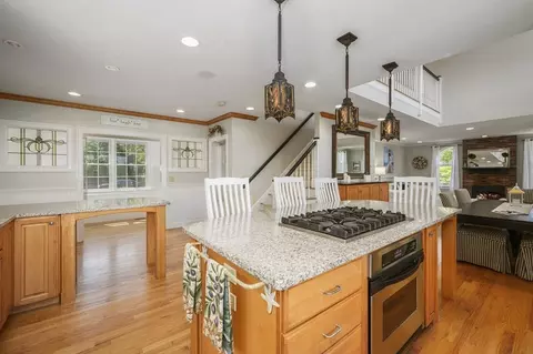 Kitchen - 2 Daffodil Ln, Barnstable, MA 02630 photo 6 of 6