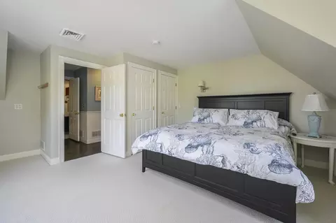 Bedroom - 2 Daffodil Ln, Barnstable, MA 02630 photo 8 of 9