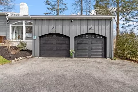 Exterior - 11 Greenleaf Dr, Danvers, MA 01923 photo 5 of 11