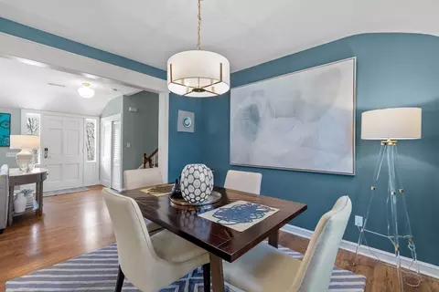 Dining - 11 Greenleaf Dr, Danvers, MA 01923 photo 2 of 4
