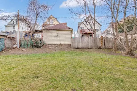 Exterior - 29-31 Ledyard St, Springfield, MA 01104 photo 6 of 6
