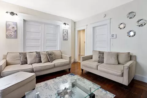 Living - 29-31 Ledyard St, Springfield, MA 01104 photo 2 of 2