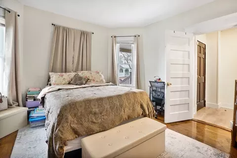 Bedroom - 29-31 Ledyard St, Springfield, MA 01104 photo 1 of 8