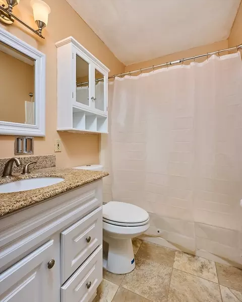 Bath - 170 E Hadley Rd #69, Amherst, MA 01002 photo 1 of 1