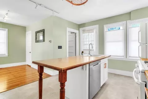 Kitchen - 20 Exeter St #20, Easthampton, MA 01027 photo 2 of 6