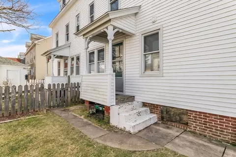 Exterior - 20 Exeter St #20, Easthampton, MA 01027 photo 3 of 8