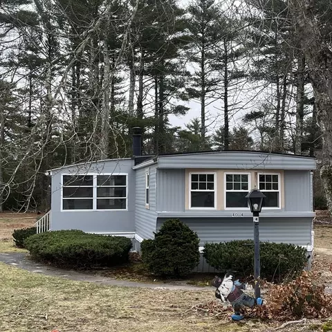 40 S Meadow Vlg # -4, Carver, MA 02330