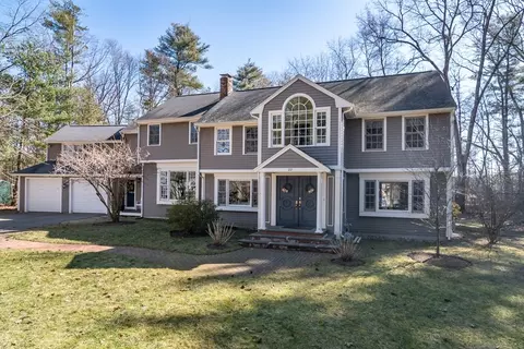 22 Harness Ln, Sudbury, MA 01776