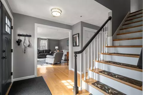 Entry Way - 3 Wilson Cir, Maynard, MA 01754 photo 2 of 3