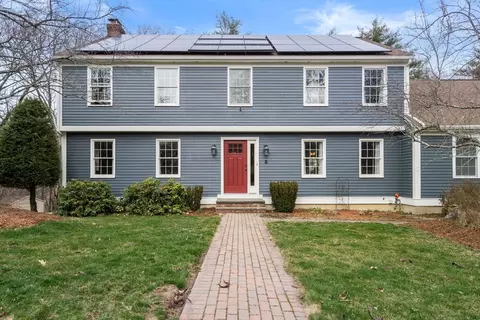 3 Wilson Cir, Maynard, MA 01754