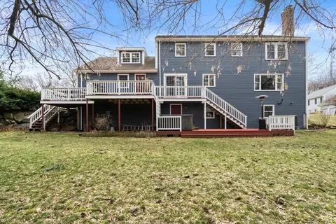 Exterior - 3 Wilson Cir, Maynard, MA 01754 photo 4 of 10