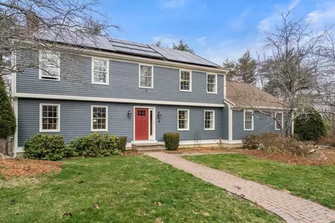 Exterior - 3 Wilson Cir, Maynard, MA 01754 photo 2 of 10