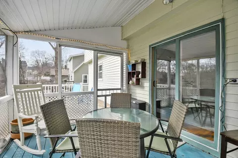 Exterior - 18 Teddy Rd, Worcester, MA 01603 photo 7 of 10