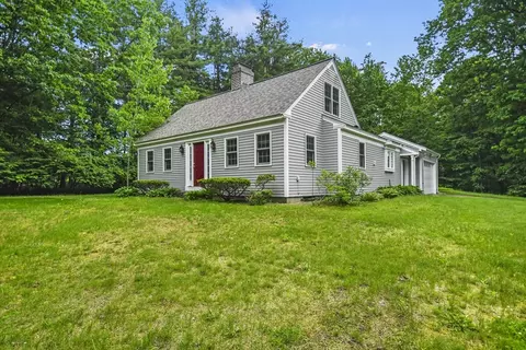 130 Flat Rock Rd, Fitchburg, MA 01420