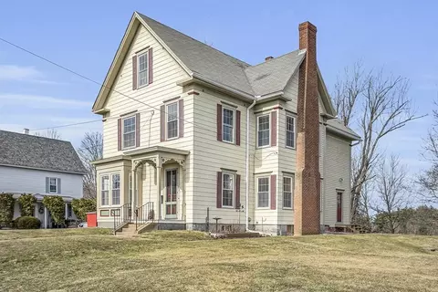 Exterior - 116 High St, Gardner, MA 01440 photo 2 of 6