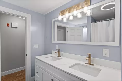 Bath - 424 Lenox St, Athol, MA 01331 photo 3 of 4