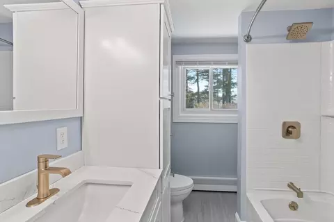 Bath - 424 Lenox St, Athol, MA 01331 photo 2 of 4