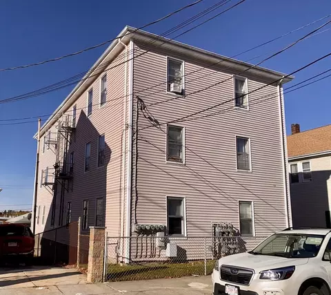 Exterior - 139 Pitman, Fall River, MA 02723 photo 3 of 7