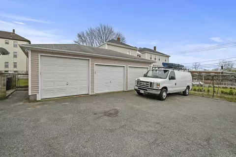 Exterior - 139 Pitman, Fall River, MA 02723 photo 5 of 7