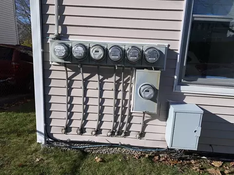 Exterior - 139 Pitman, Fall River, MA 02723 photo 4 of 7