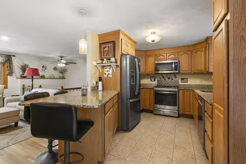 Kitchen - 109 Wallace Hill Rd, Townsend, MA 01469 photo 1 of 4