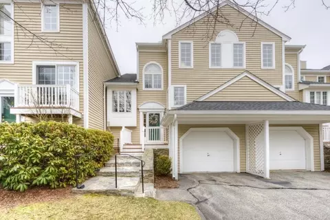 803 Kittering Way #803, Worcester, MA 01609