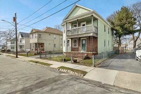 10 Dover St, Fairhaven, MA 02719 photo 2