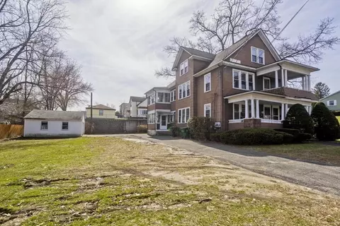 123 Casino Ave, Chicopee, MA 01013