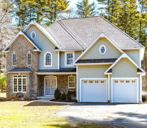 163 Ware Rd, Belchertown, MA 01007