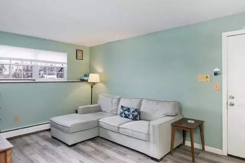 Living - 6 Venice St #E2, Danvers, MA 01923 photo 2 of 4