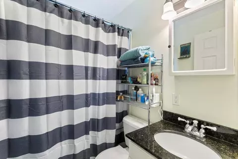 Bath - 6 Venice St #E2, Danvers, MA 01923 photo 1 of 1