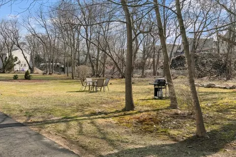 Exterior - 6 Venice St #E2, Danvers, MA 01923 photo 3 of 3