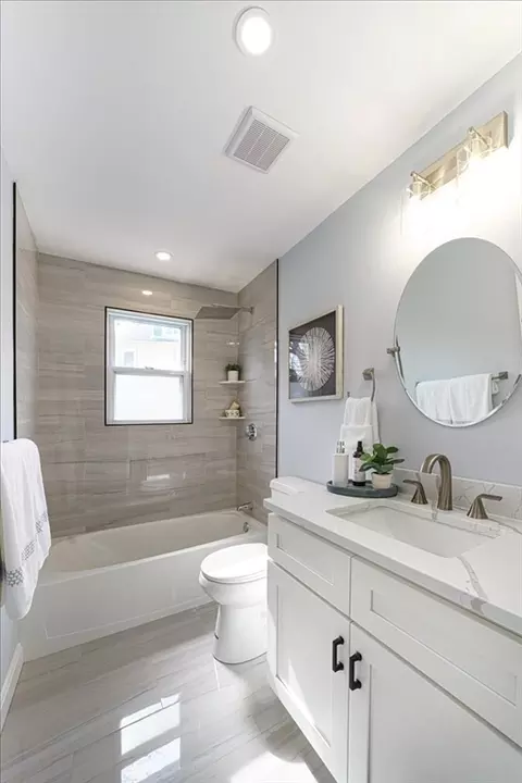 Bath - 234 Riverside Dr, Dedham, MA 02026 photo 2 of 3