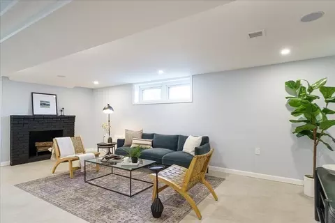 Living - 234 Riverside Dr, Dedham, MA 02026 photo 5 of 6