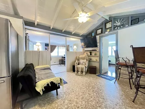 Bedroom - 3 View St, Wareham, MA 02538 photo 2 of 6