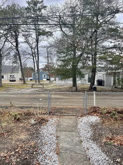 View/Area - 3 View St, Wareham, MA 02538 photo 1 of 2