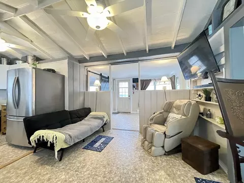 Living - 3 View St, Wareham, MA 02538 photo 3 of 3