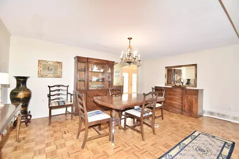 335 Roosevelt Ave, Springfield, MA 01118 photo 21