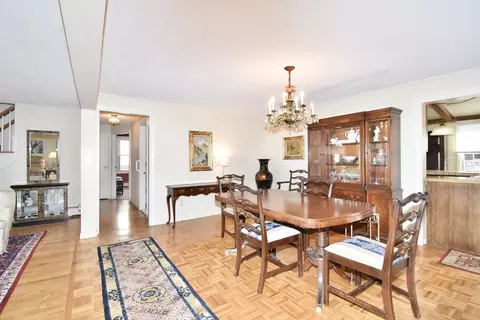 335 Roosevelt Ave, Springfield, MA 01118 photo 19