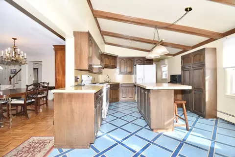 335 Roosevelt Ave, Springfield, MA 01118 photo 16