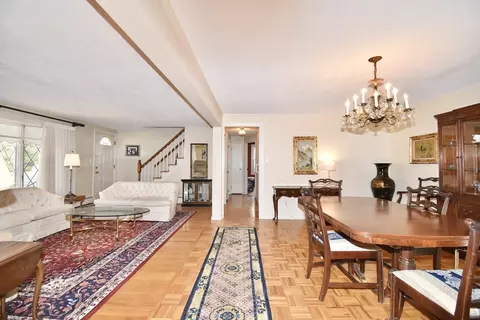 335 Roosevelt Ave, Springfield, MA 01118 photo 18