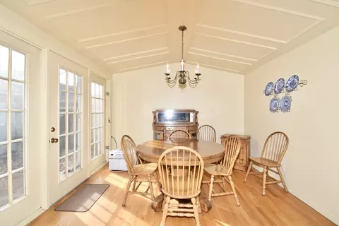 335 Roosevelt Ave, Springfield, MA 01118 photo 23