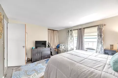 Bedroom - 127 Manor Ct #127, Springfield, MA 01118 photo 2 of 7