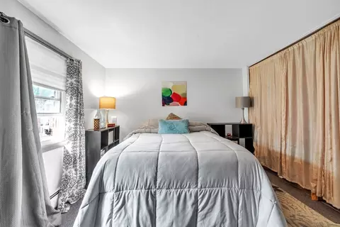 Bedroom - 127 Manor Ct #127, Springfield, MA 01118 photo 6 of 7