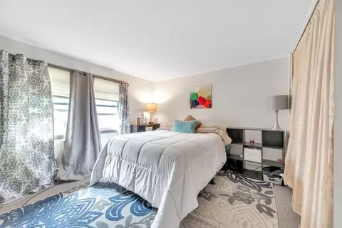 Bedroom - 127 Manor Ct #127, Springfield, MA 01118 photo 4 of 7