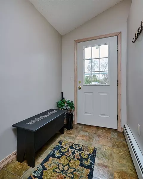 Entry Way - 3 Morin Dr, Easthampton, MA 01027 photo 1 of 1