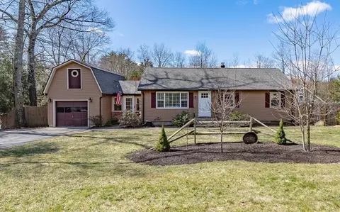 68 Jim Ash Rd, Palmer, MA 01069